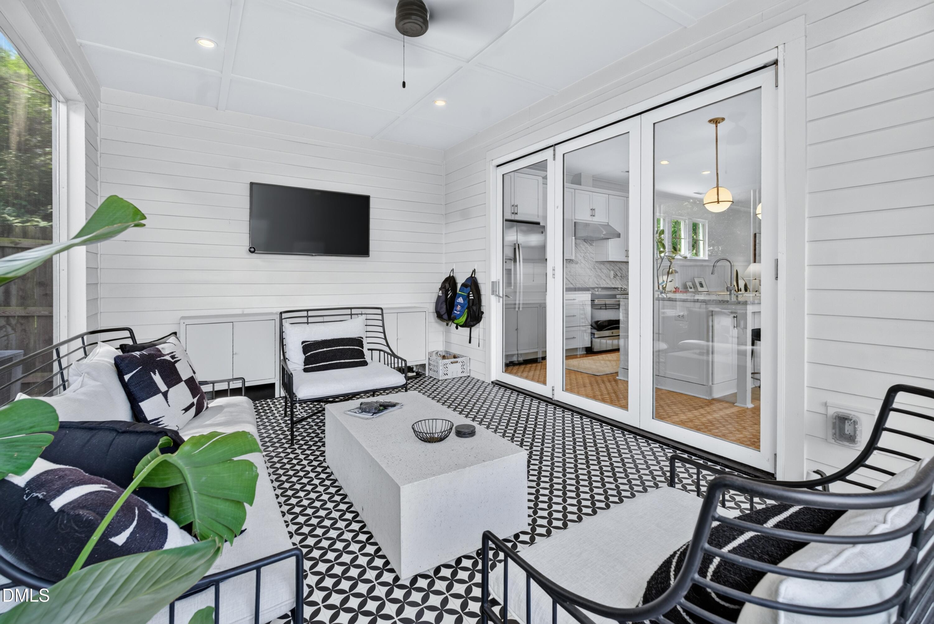 210 North State Street Raleigh, NC 27601 - Photo 25 of 59 25