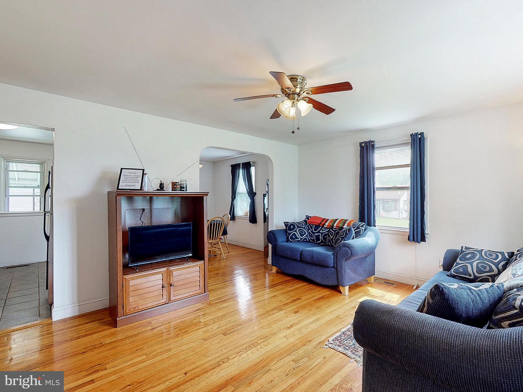 3410 Offutt Road Randallstown, MD 21133 - Photo 5 of 35 Living Room w/ gleaming Hard Wood Floors