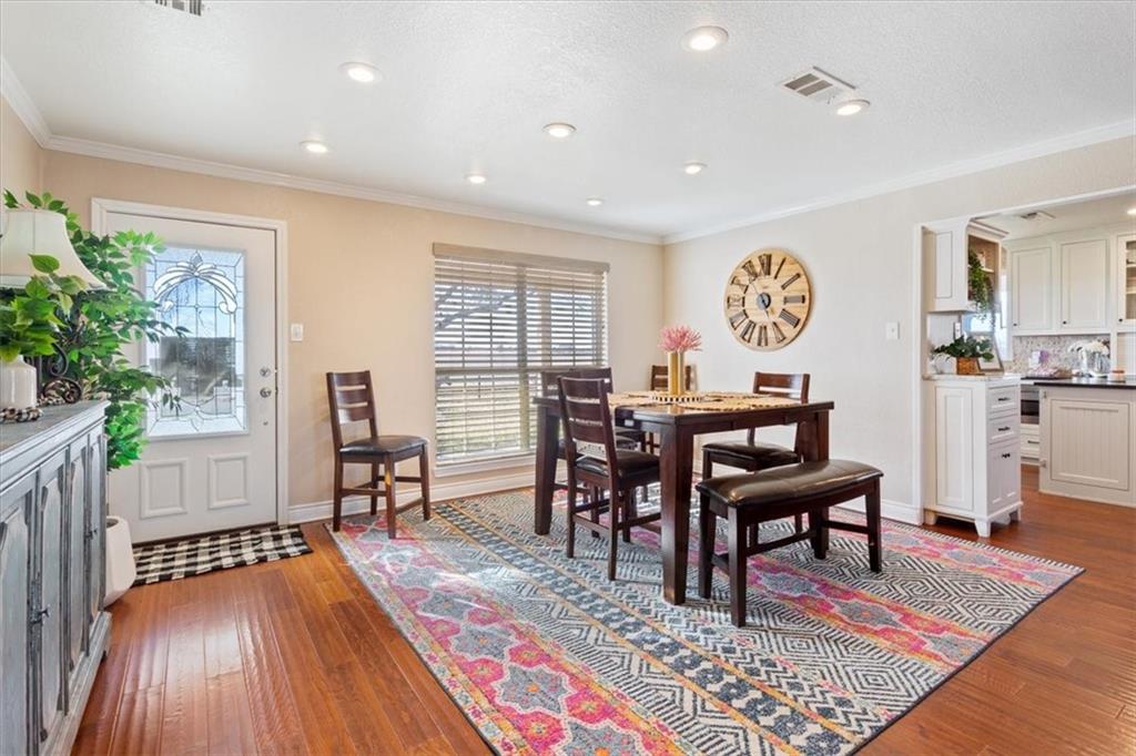 347 Howe Hill Road Lorena, TX 76655 - Photo 9 of 38 a living room with furniture and wooden floor