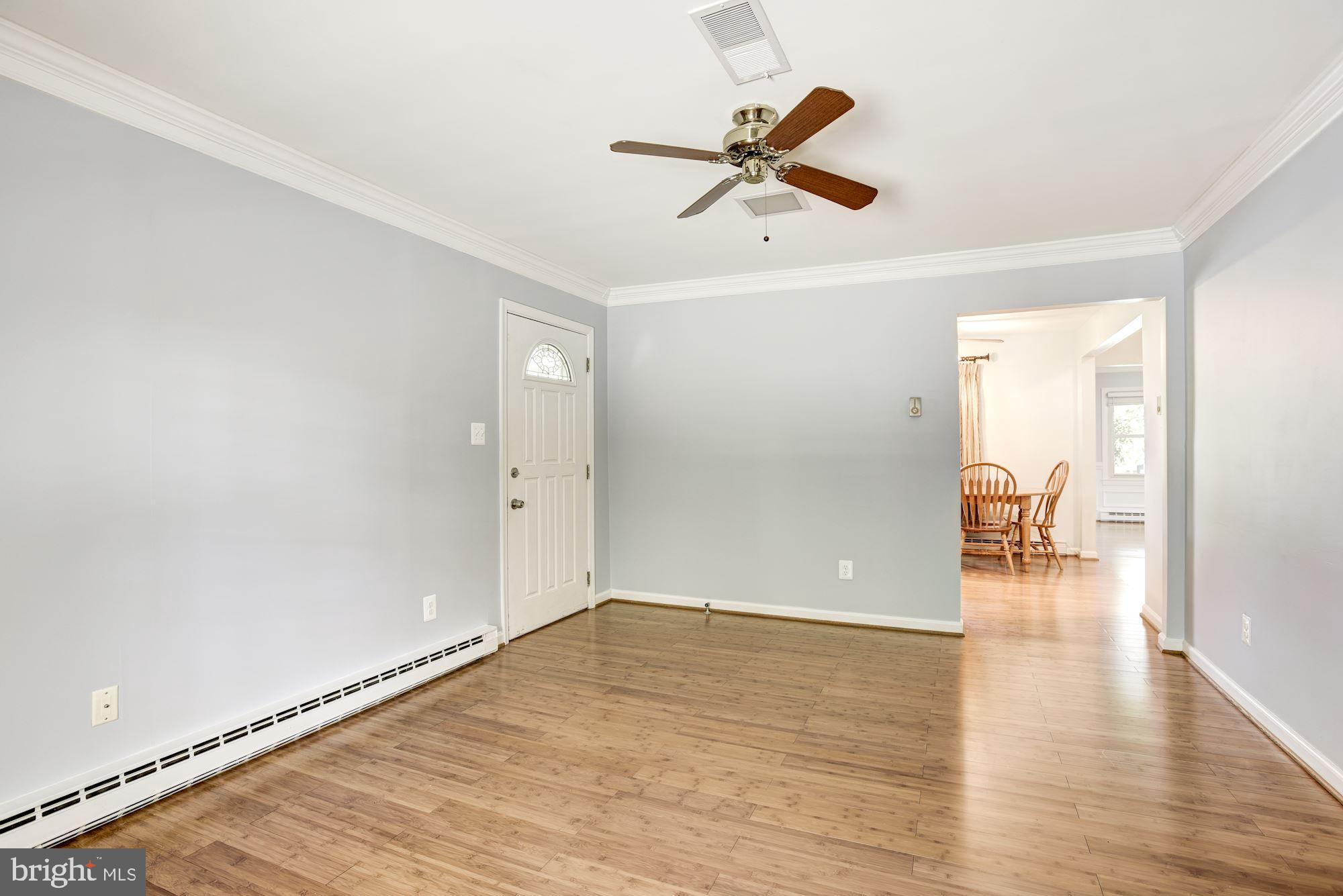 305 South Irving Road Sterling, VA 20164 - Photo 19 of 37 Den