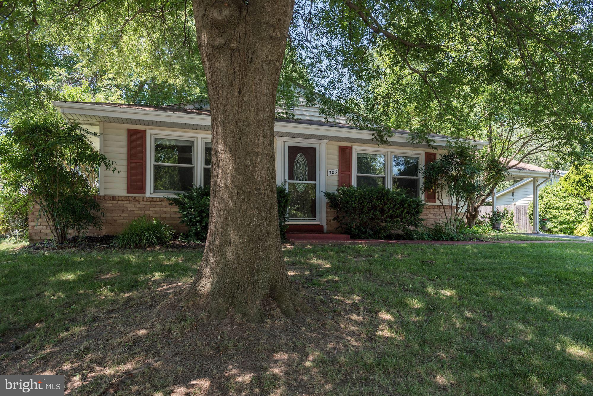 305 South Irving Road Sterling, VA 20164 - Photo 35 of 37 Front Exterior