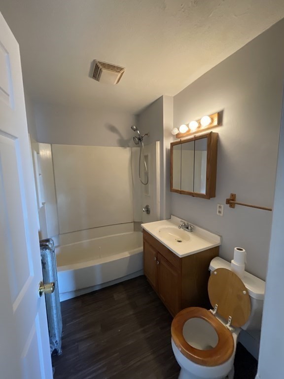 98-100 Prospect Street Springfield, MA 01107 - Photo 9 of 16 Gallery Image 9