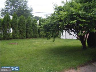2750 East County Line Road Hatboro, PA 19040 - Photo 11 of 11 Exterior Back