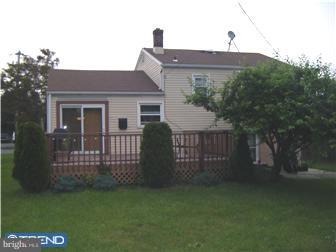 2750 East County Line Road Hatboro, PA 19040 - Photo 10 of 11 Exterior Back