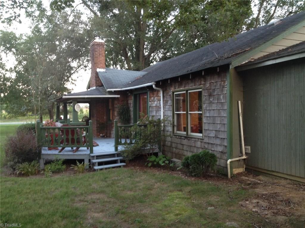 112 Main Church Road Mocksville, NC 27028 - Photo 4 of 26 Side view
