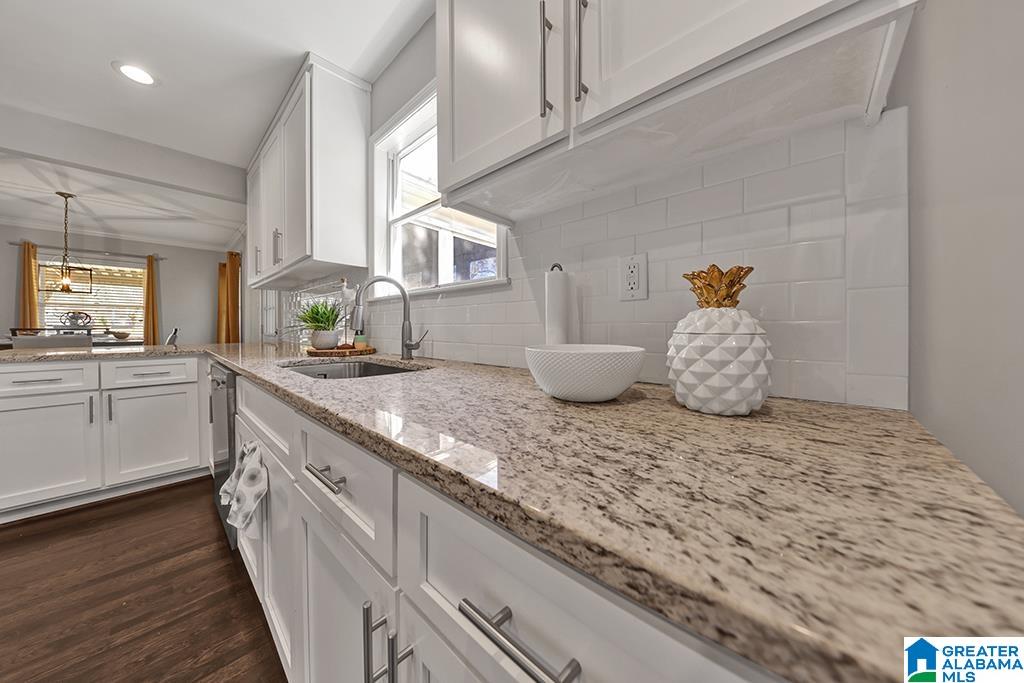 729 Martinwood Road Birmingham, AL 35235 - Photo 10 of 17