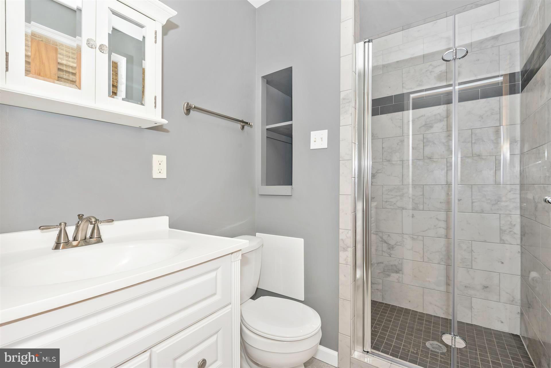 18111 Beallsville Road Poolesville, MD 20837 - Photo 16 of 29 Bath (Master)