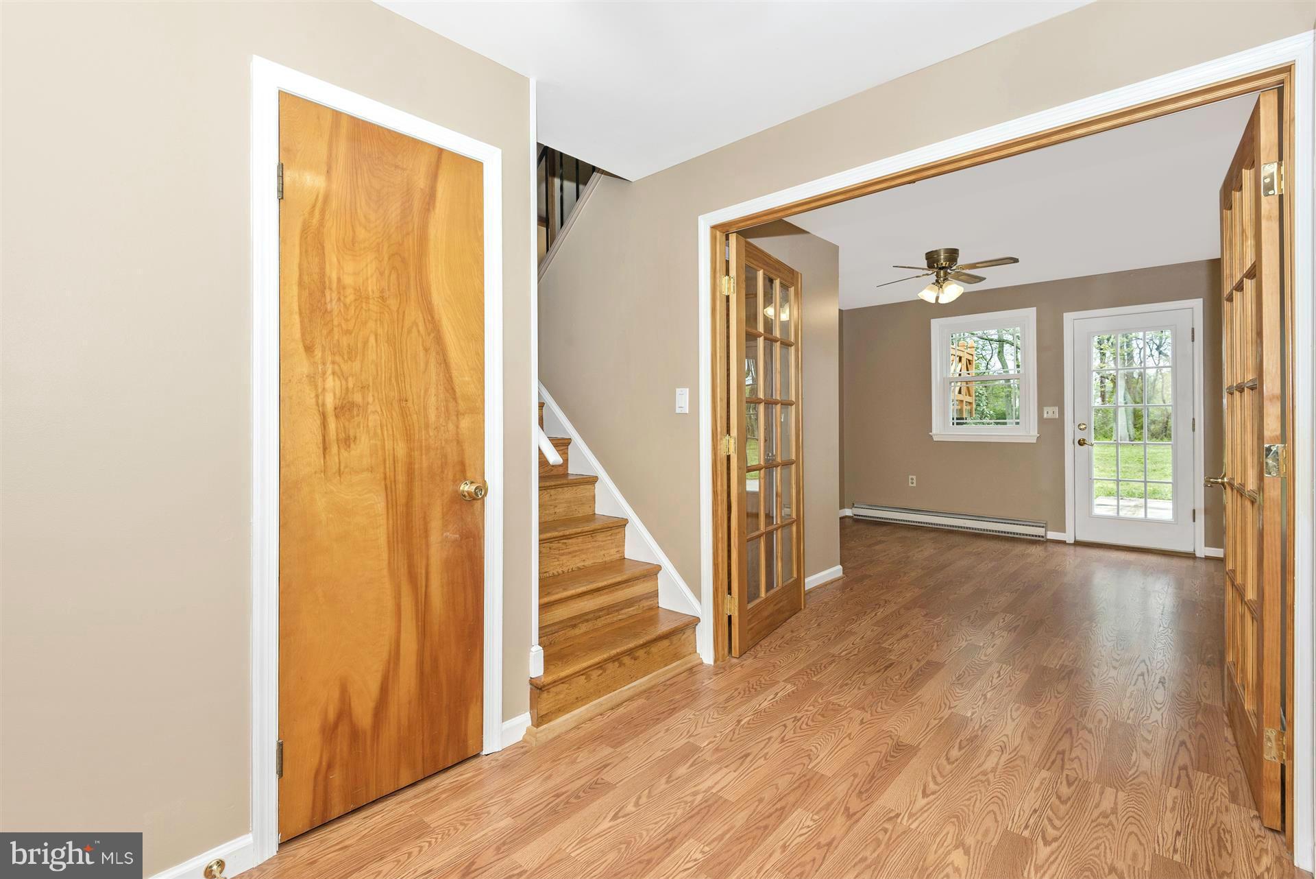18111 Beallsville Road Poolesville, MD 20837 - Photo 6 of 29 Bedroom
