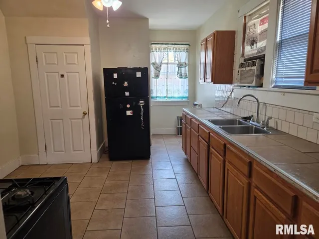 $34,900 | 1713 West Smith Street, Peoria, IL 61605