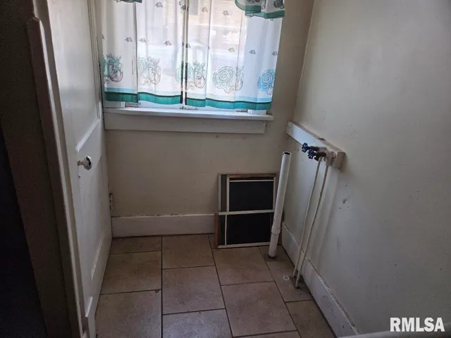 $34,900 | 1713 West Smith Street, Peoria, IL 61605