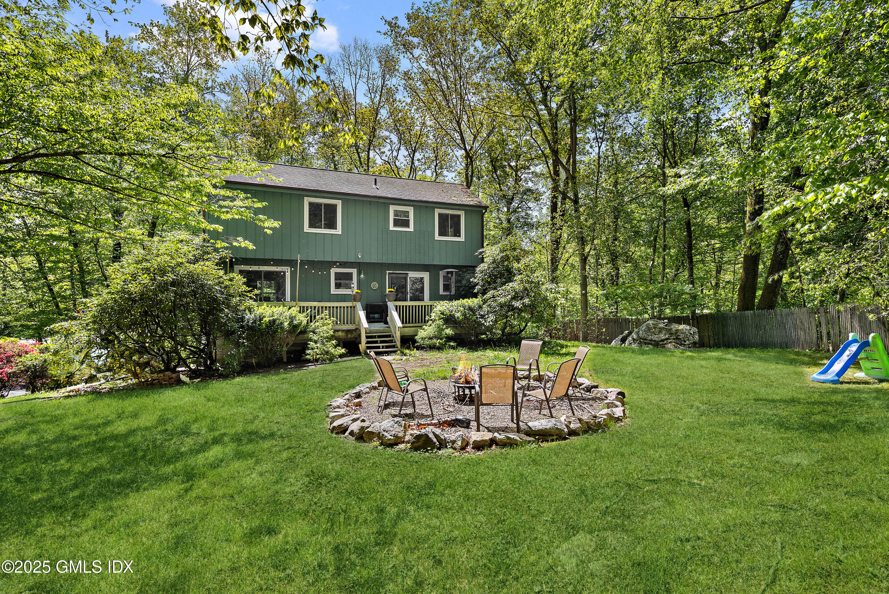 421 Chestnut Hill Road Stamford, CT 06903 - Photo 26 of 32 421 Chestnut Hill Road Stamford Ct-3