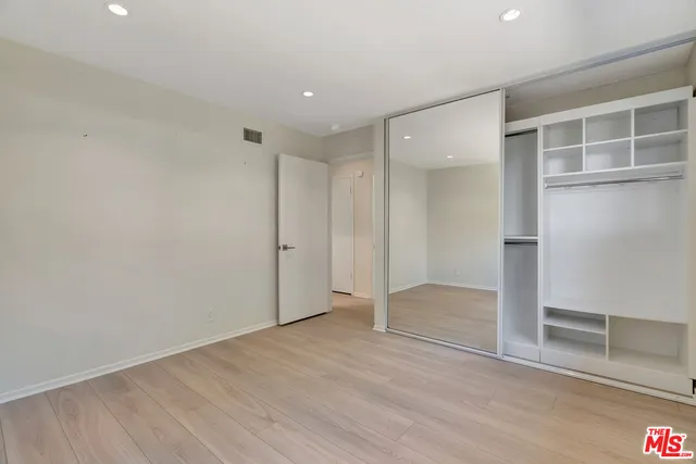 a view of a garden with an trees