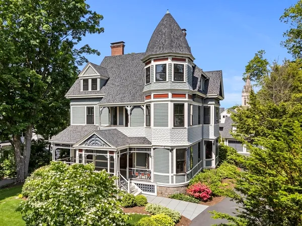 $3,900,000 | 44 Putnam Street, Newton, MA 02465