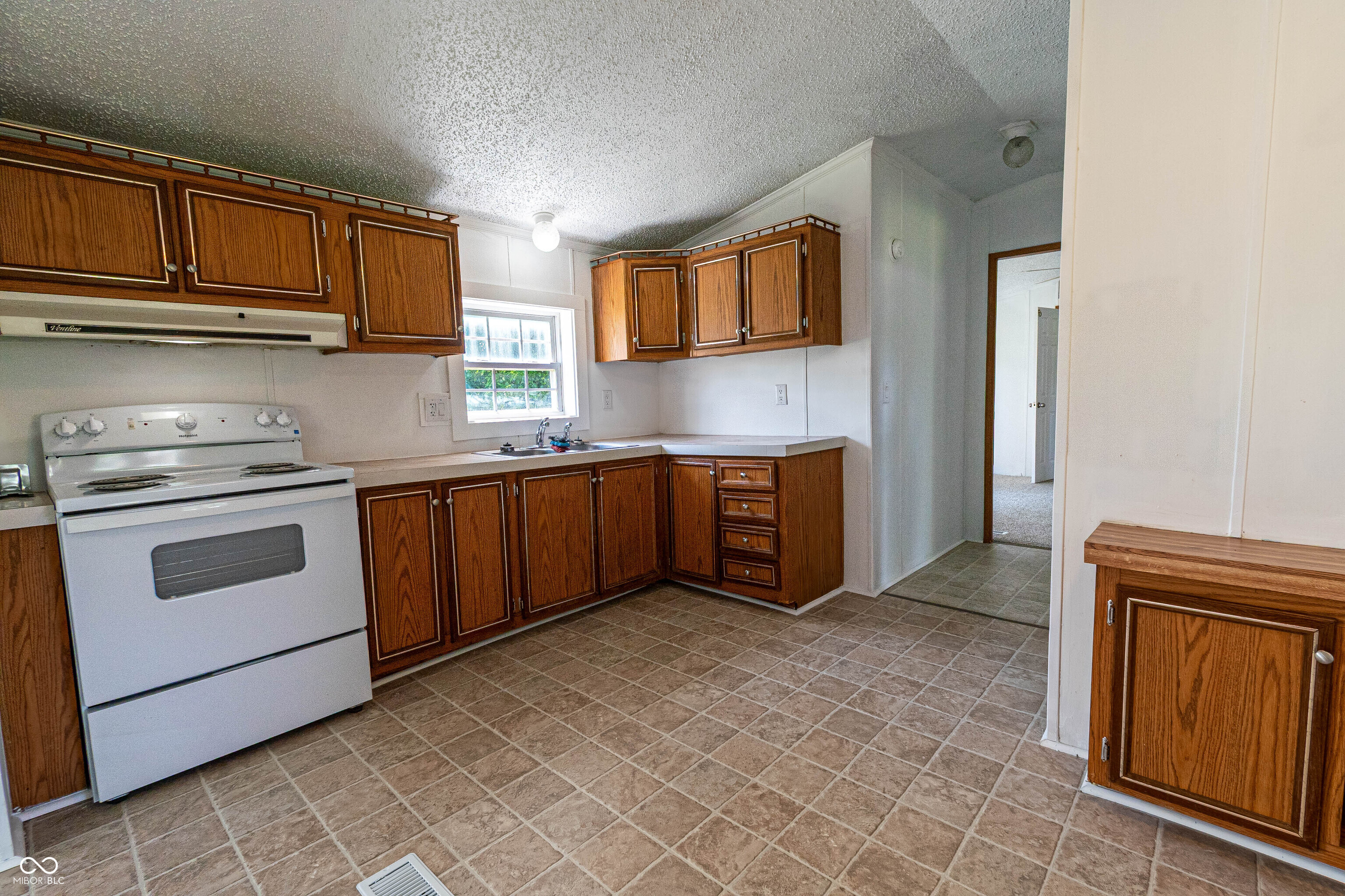 292 Bubble Loo Road Cloverdale, IN 46120 - Photo 6 of 32