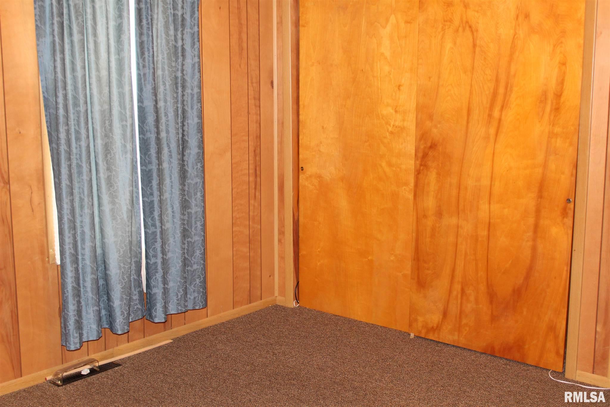 2400 Ridge Street Eldorado, IL 62930 - Photo 6 of 24 Gallery Image 6