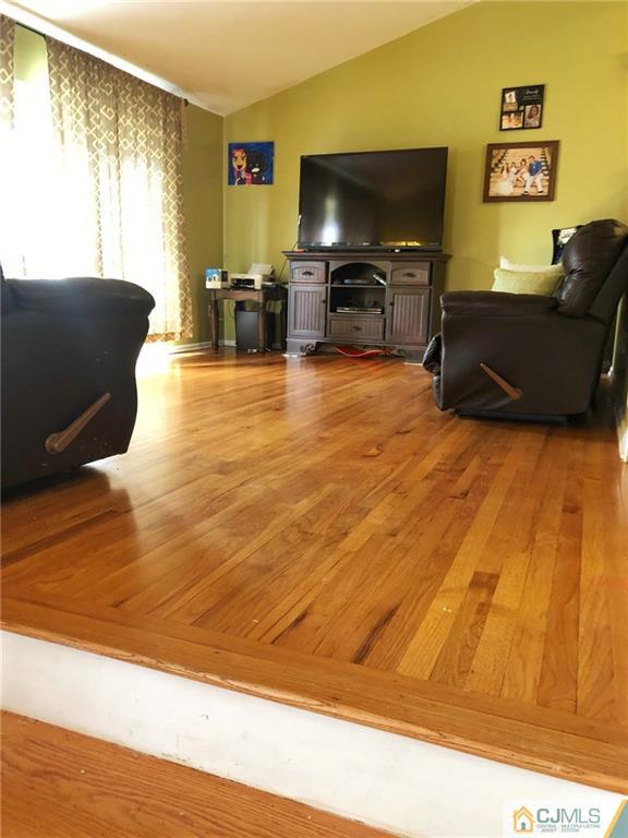 12 Alexander Road East Brunswick, NJ 08816 - Photo 4 of 17 Gallery Image 4