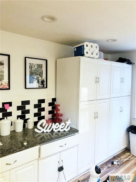 12 Alexander Road East Brunswick, NJ 08816 - Photo 6 of 17 Gallery Image 6