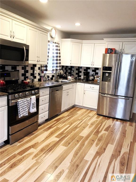 12 Alexander Road East Brunswick, NJ 08816 - Photo 7 of 17 Gallery Image 7