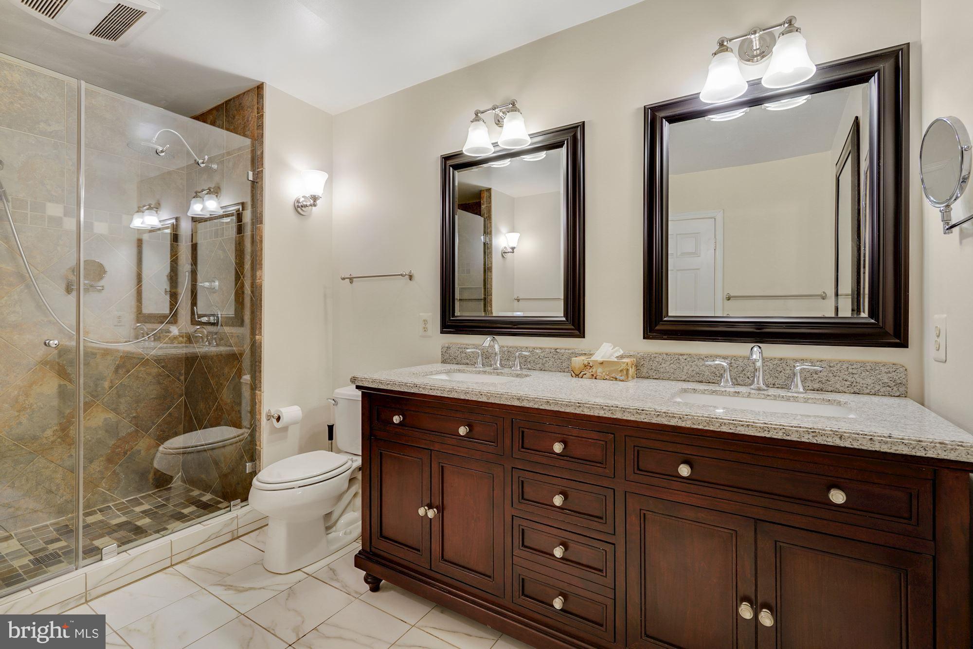 1625 Kirby Road McLean, VA 22101 - Photo 19 of 40 Primary Bath