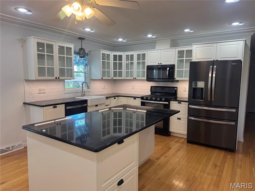 4114 West Ely Road Hannibal, MO 63401 - Photo 3 of 38