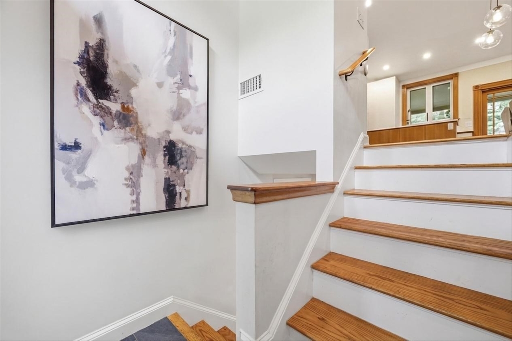40 Sunset Hill Road Boston, MA 02132 - Photo 16 of 35 Gallery Image 16