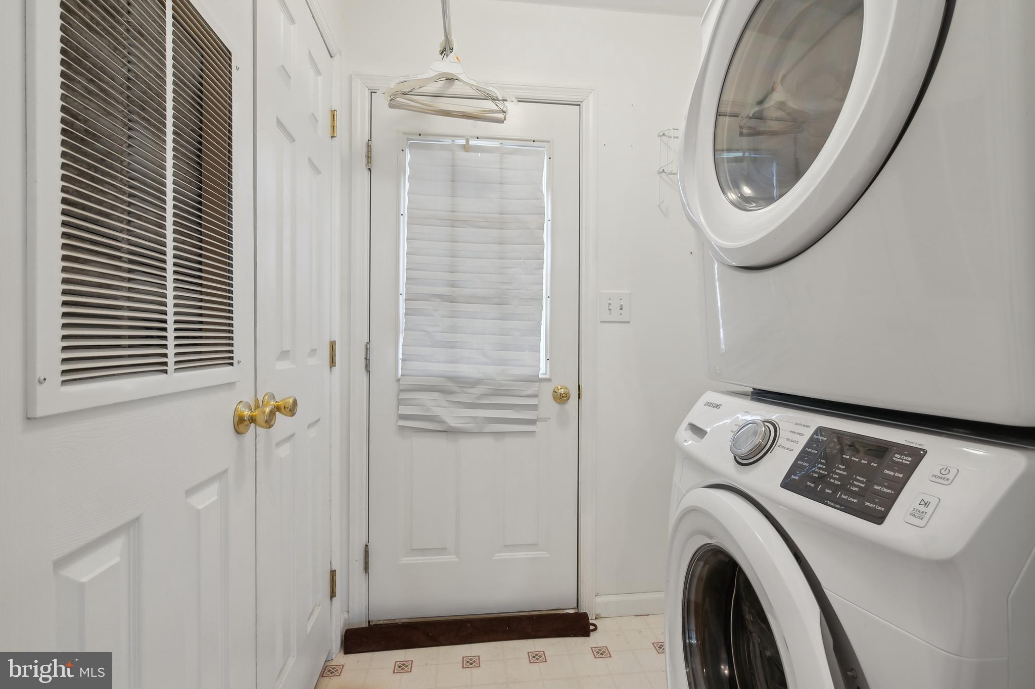 14 Skyline Drive Sicklerville, NJ 08081 - Photo 13 of 25 a utility room with dryer and washer