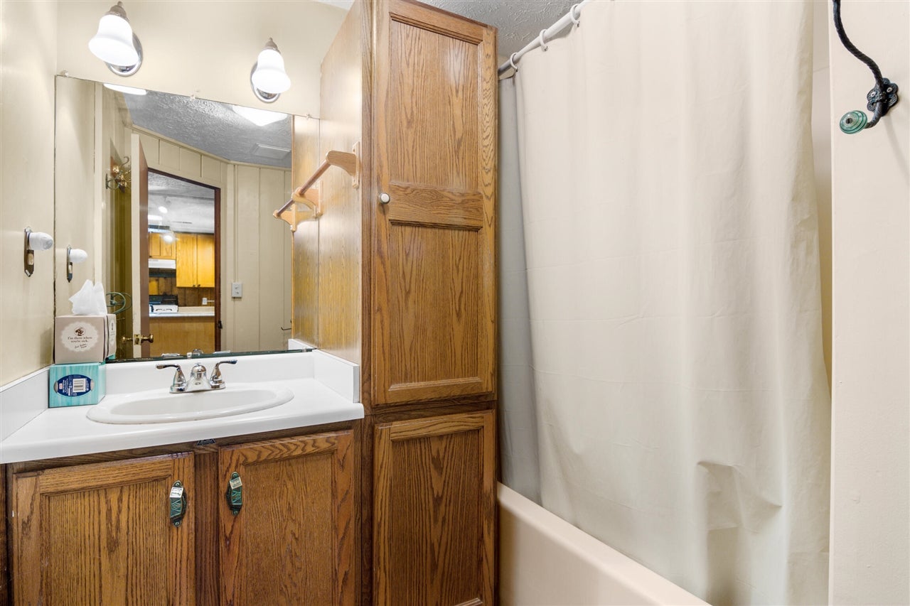 2591 Tonawanda Road Grawn, MI 49637 - Photo 17 of 33 Gallery Image 17