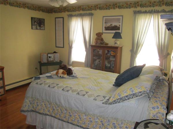 13 Westcott Road Hopedale, MA 01747 - Photo 17 of 22 Gallery Image 17