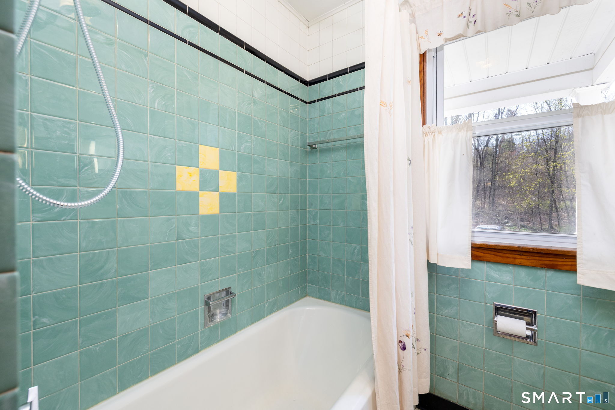 203 Willimantic Road Chaplin, CT 06235 - Photo 18 of 39 a bathroom with a shower