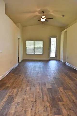 a view of empty room with window