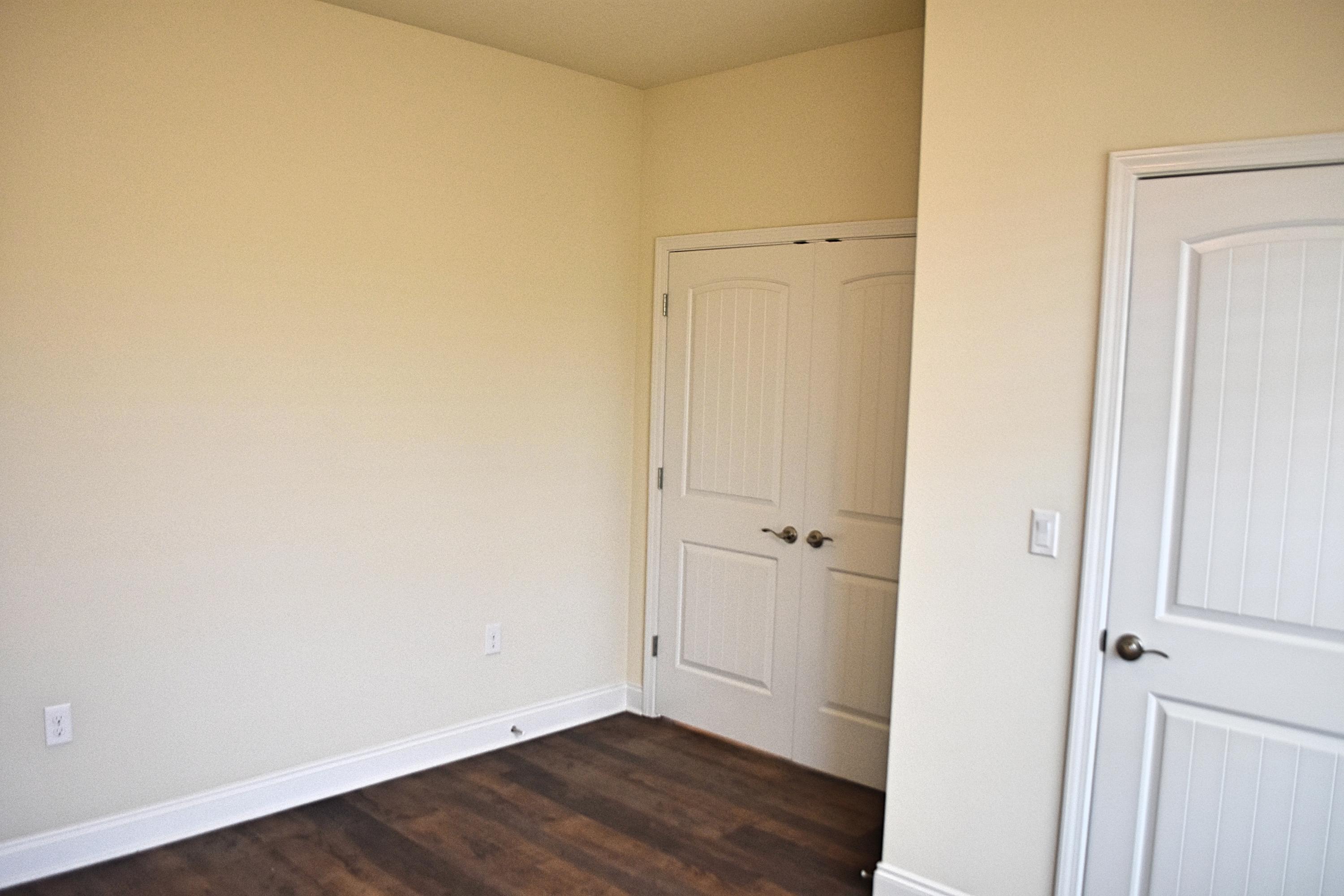 211 Brandywine Road Freeport, FL 32439 - Photo 9 of 37 a view of small space