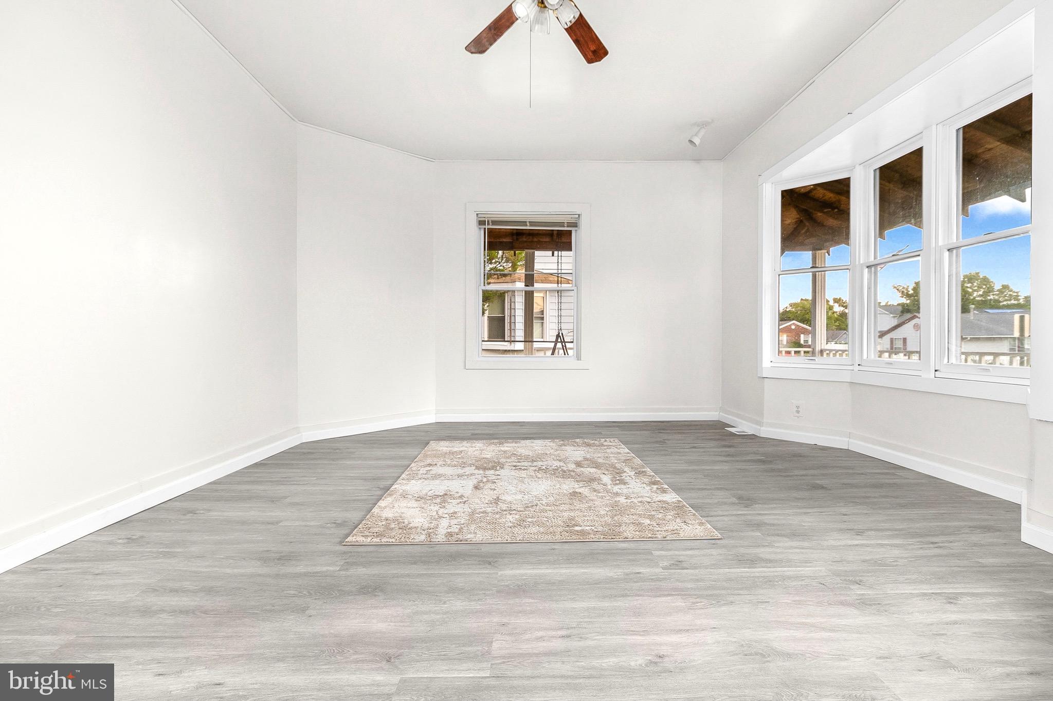 709 Bridgeboro Street Riverside, NJ 08075 - Photo 6 of 34 Formal Living Room
