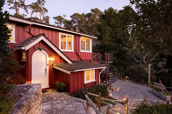 $4,195,000 | 0 Crespi 2 Ne Of Flanders Way, Carmel, CA 93923