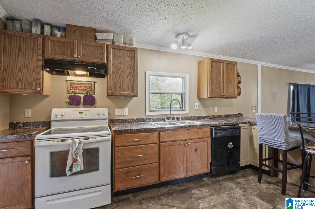 390 Stolle Farm Road Ashville, AL 35953 - Photo 7 of 35