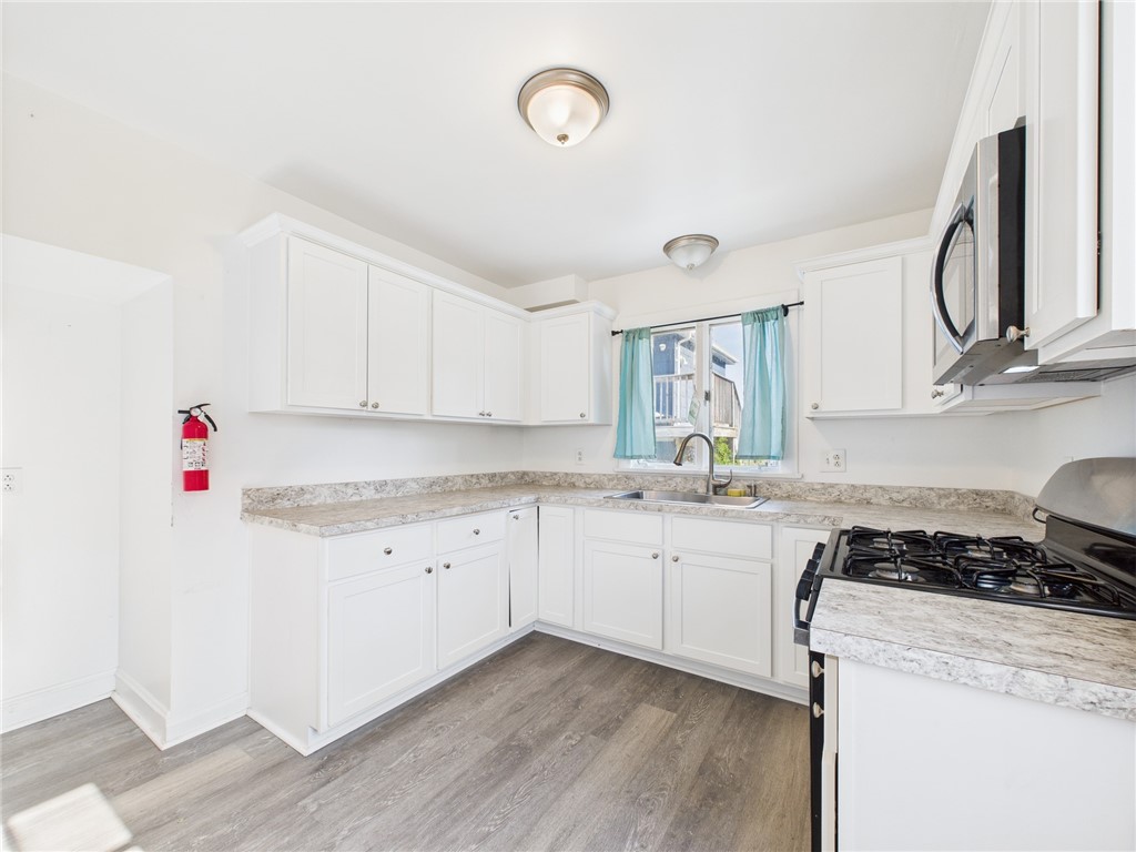 11 Pond Street, Unit 1 Westerly, RI 02891 - Photo 4 of 15