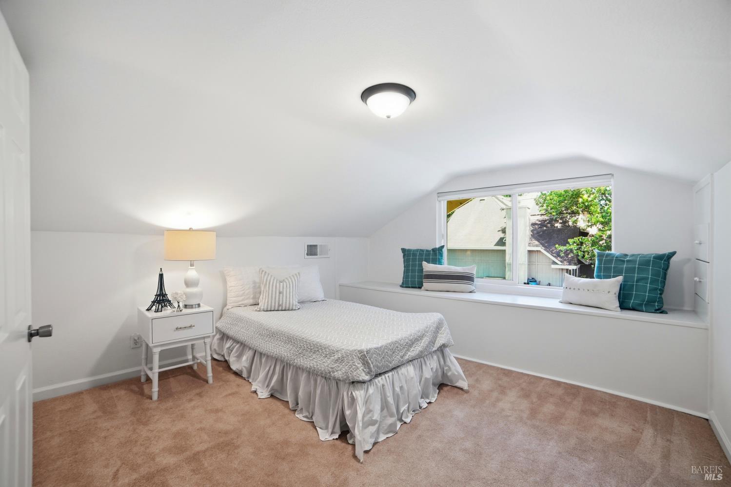 1955 Hoen Avenue Santa Rosa, CA 95405 - Photo 16 of 46