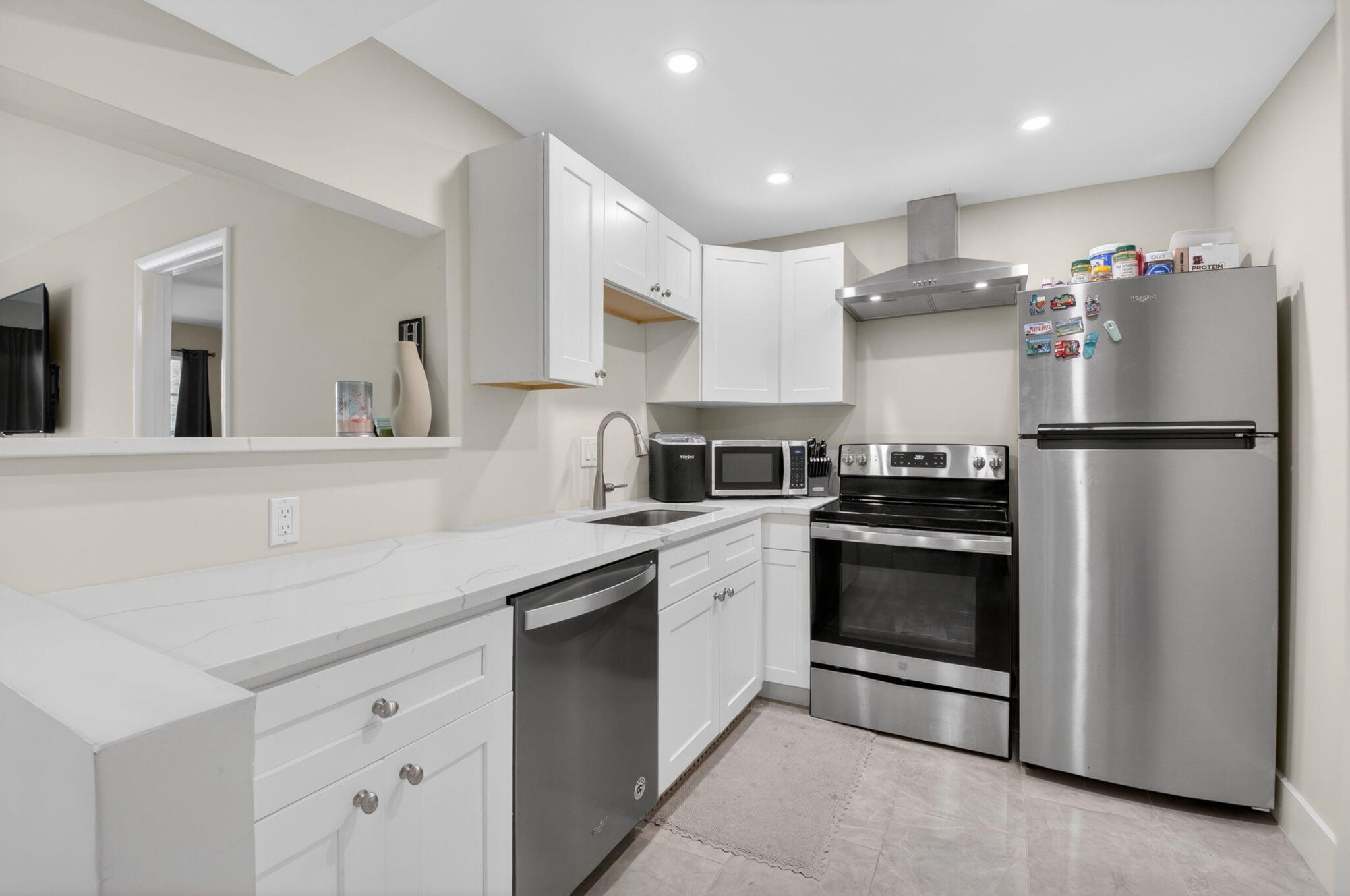 480 Northwest 20th Street, Unit 205 Boca Raton, FL 33431 - Photo 9 of 24 11-web-or-mls-DSC_1238