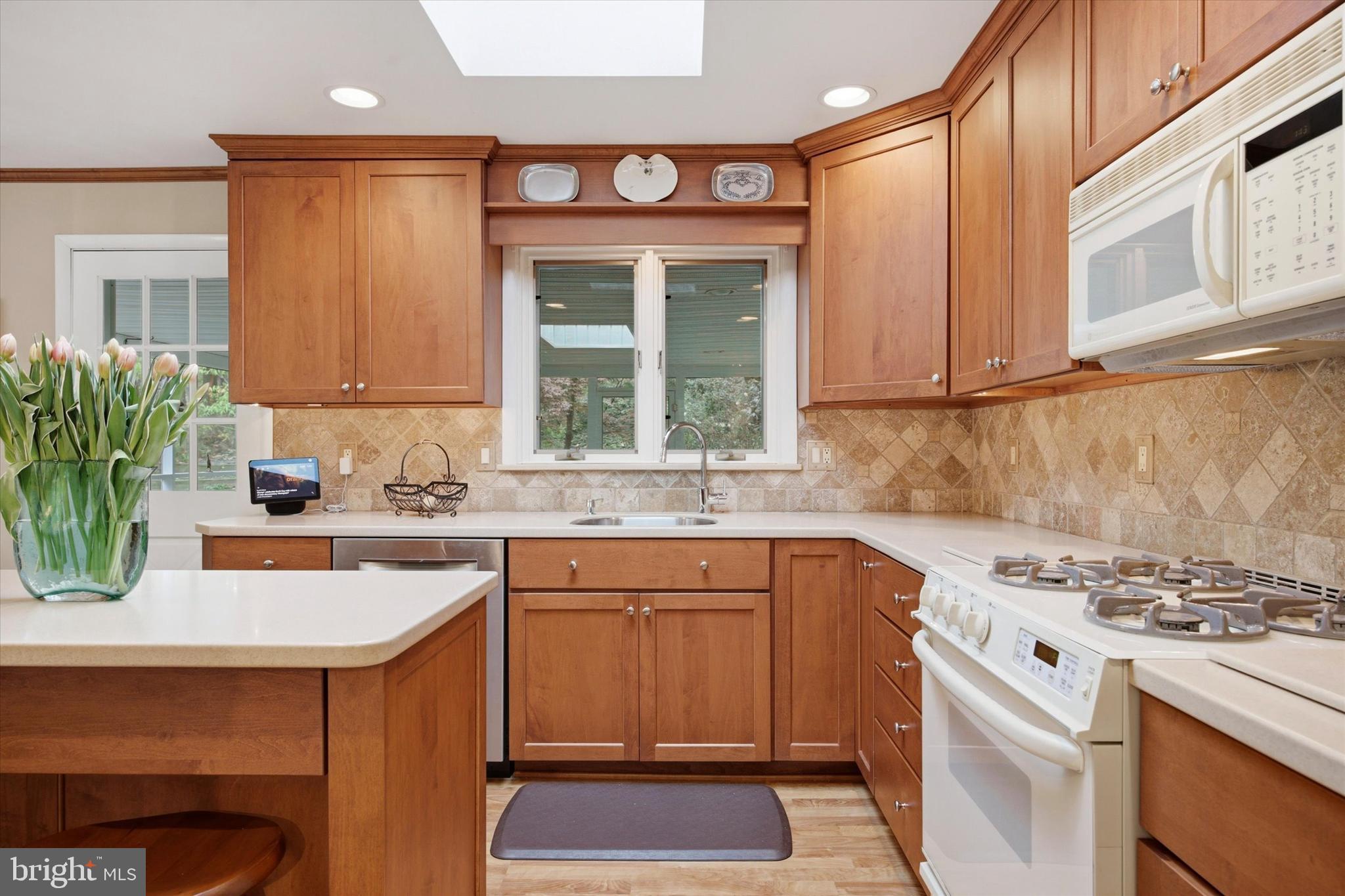 573 Brookwood Road Wayne, PA 19087 - Photo 13 of 29