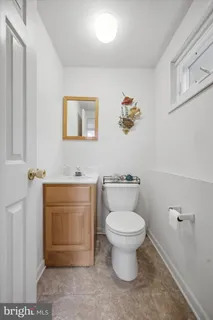 $625,000 | 573 Brookwood Road, Wayne, PA 19087