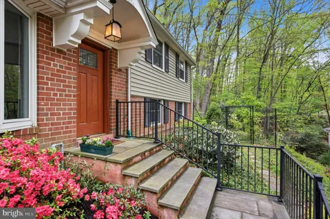$625,000 | 573 Brookwood Road, Wayne, PA 19087