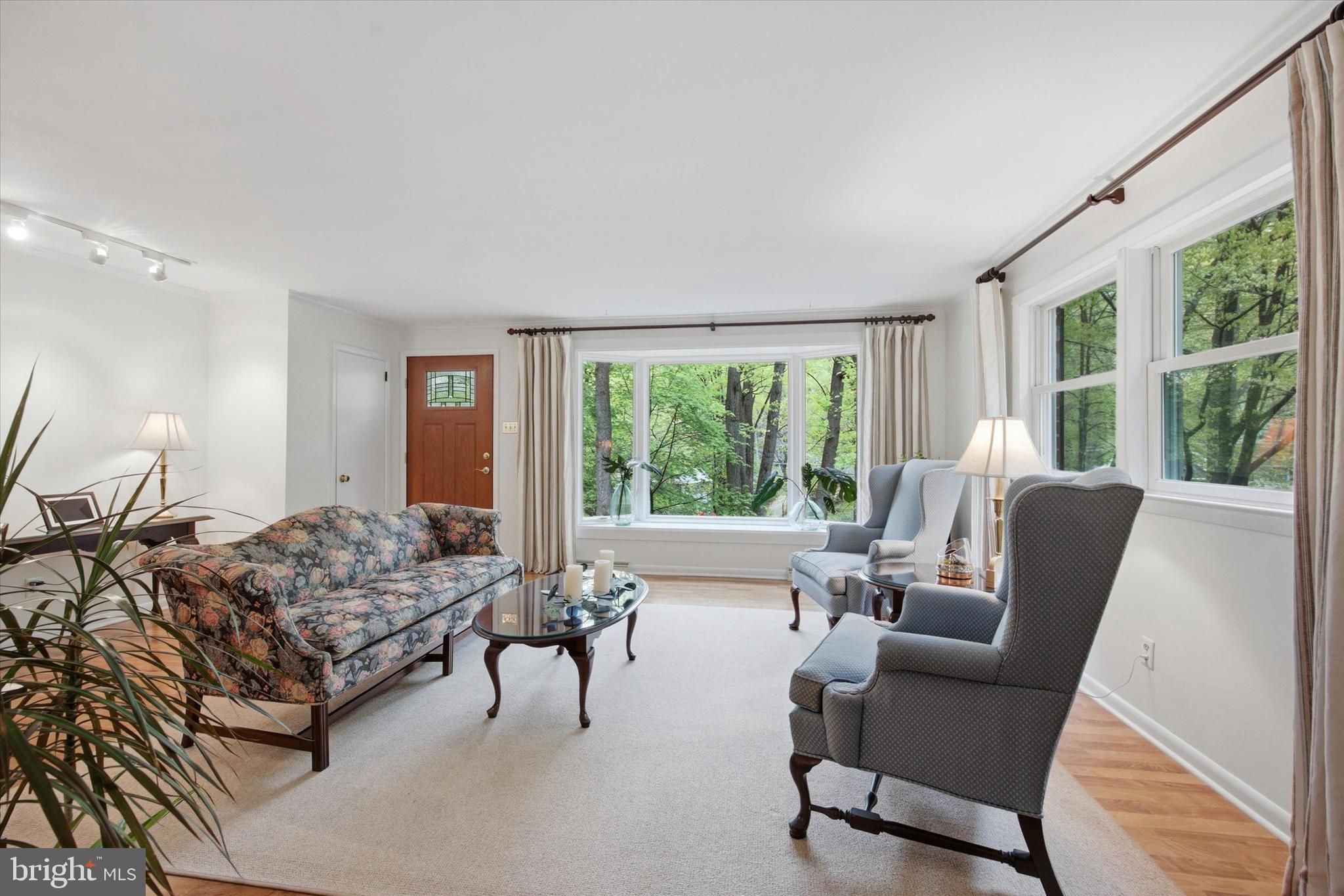 573 Brookwood Road Wayne, PA 19087 - Photo 9 of 29