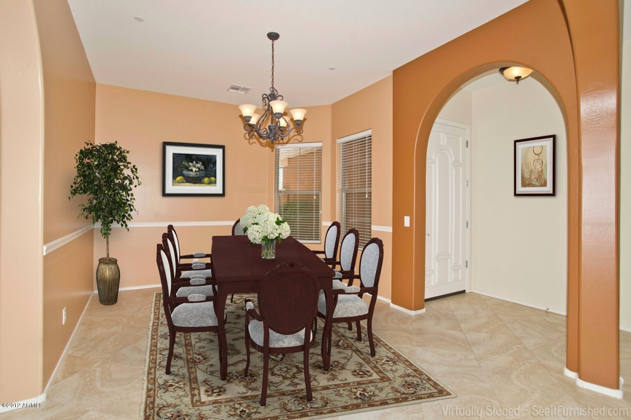Dining - Staged