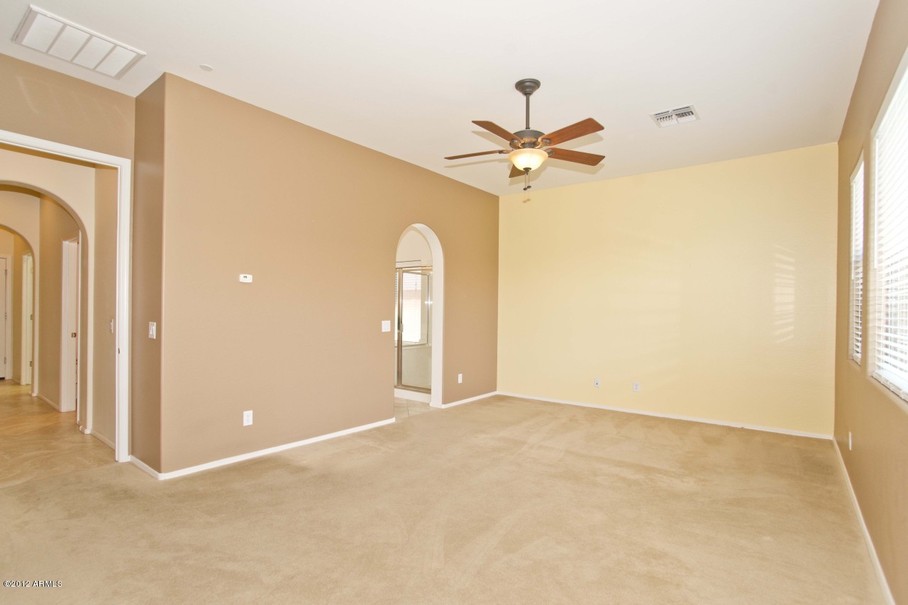 2513 West Corral Road Phoenix, AZ 85041 - Photo 10 of 16 Master