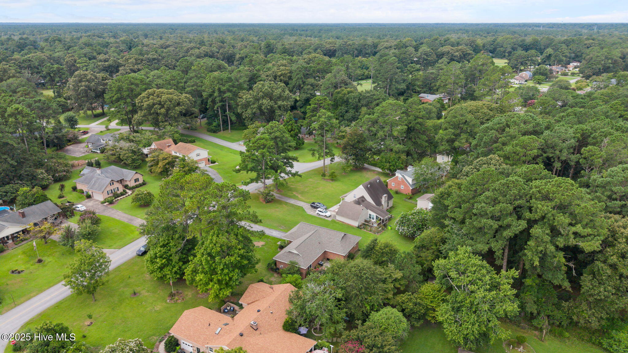 212 Rockledge Road New Bern, NC 28562 - Photo 40 of 48 14-web-or-mls-DJI_20250804104136_0003_D