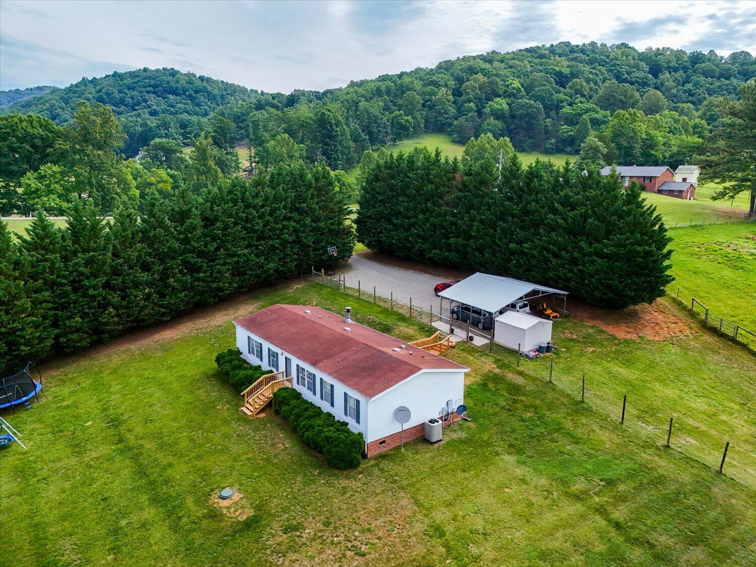1107 Green Mountain Road Vinton, VA 24179 - Photo 28 of 41 26-1107 Green Mountain-26