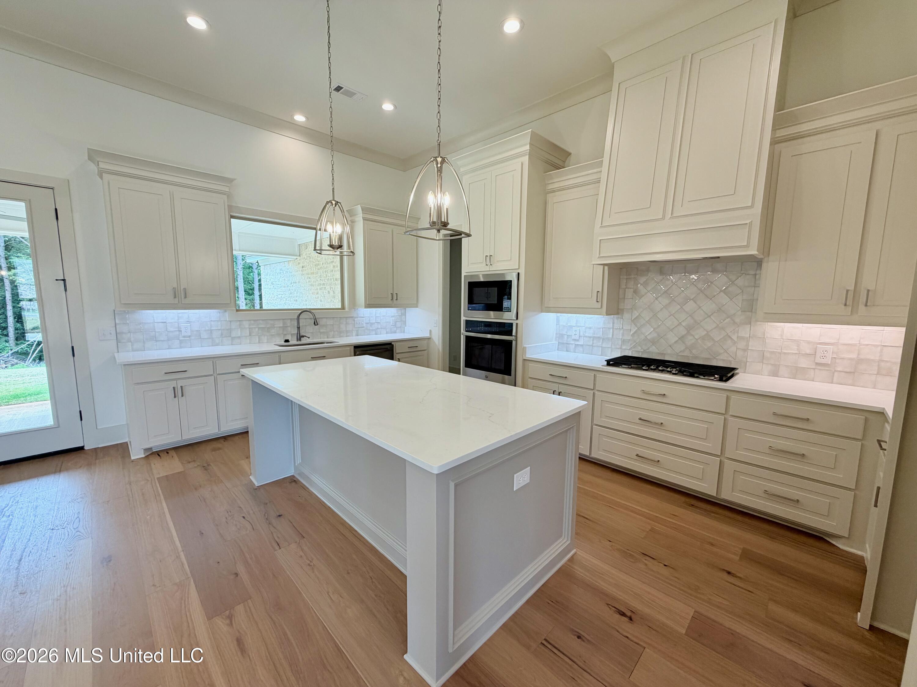 821 Thornberry Ridge Madison, MS 39110 - Photo 11 of 41 Library - 11 of 43