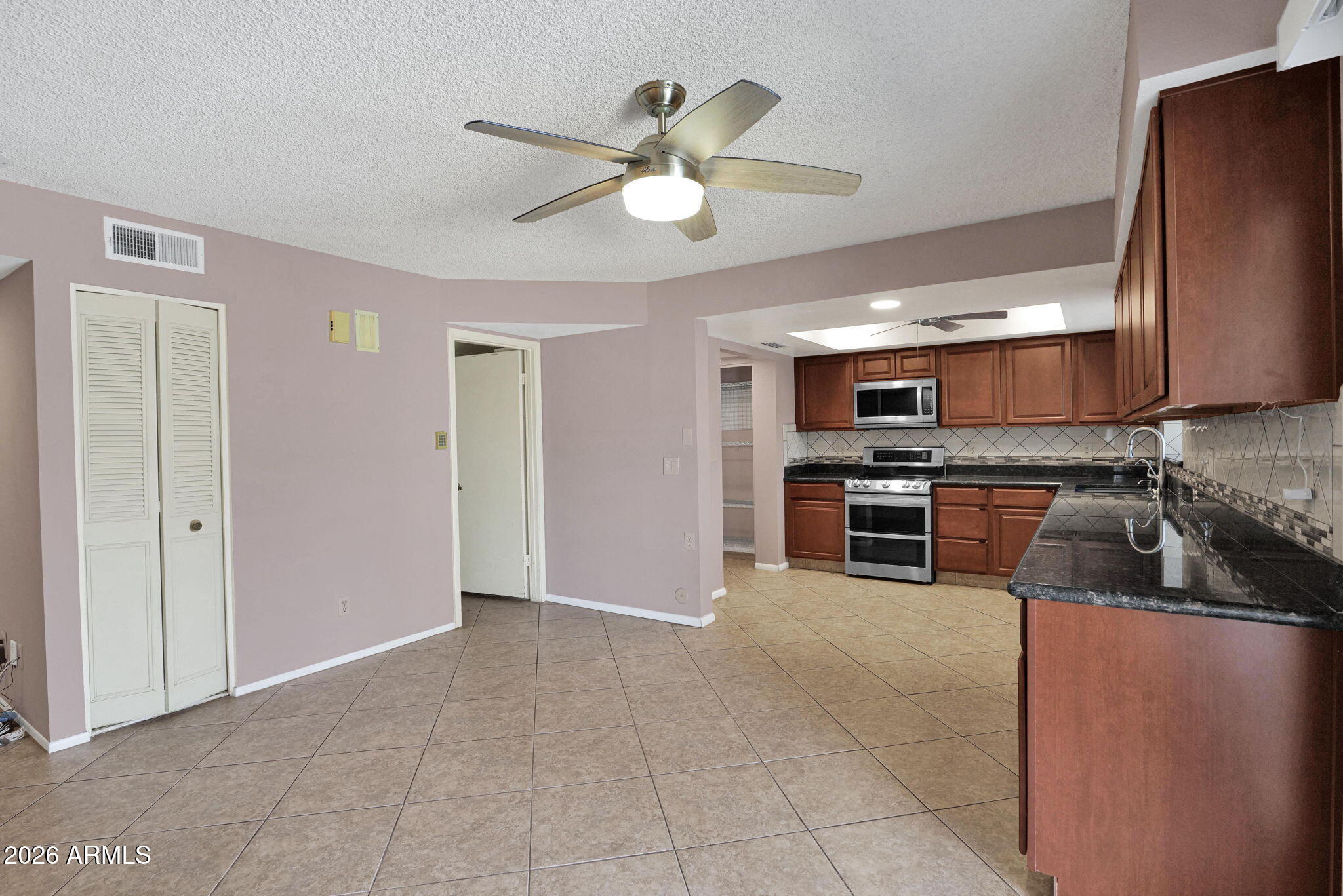 5640 West Redfield Road Glendale, AZ 85306 - Photo 9 of 27 9-web-or-mls-P1725859