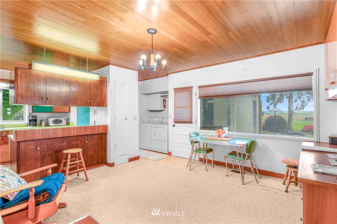 17343 Britt Road Mount Vernon, WA 98273 - Photo 16 of 36