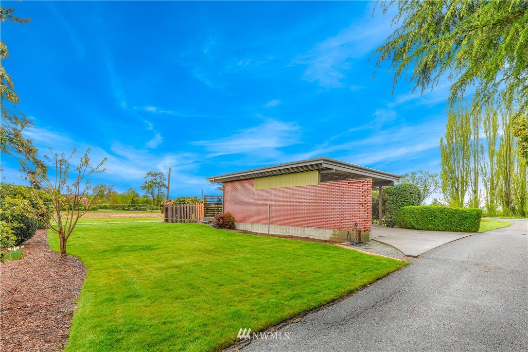 17343 Britt Road Mount Vernon, WA 98273 - Photo 28 of 36