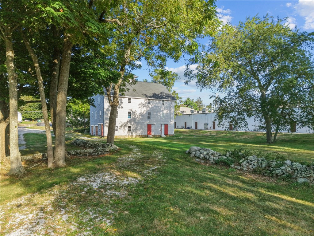 2967 East Main Road Portsmouth, RI 02871 - Photo 12 of 25